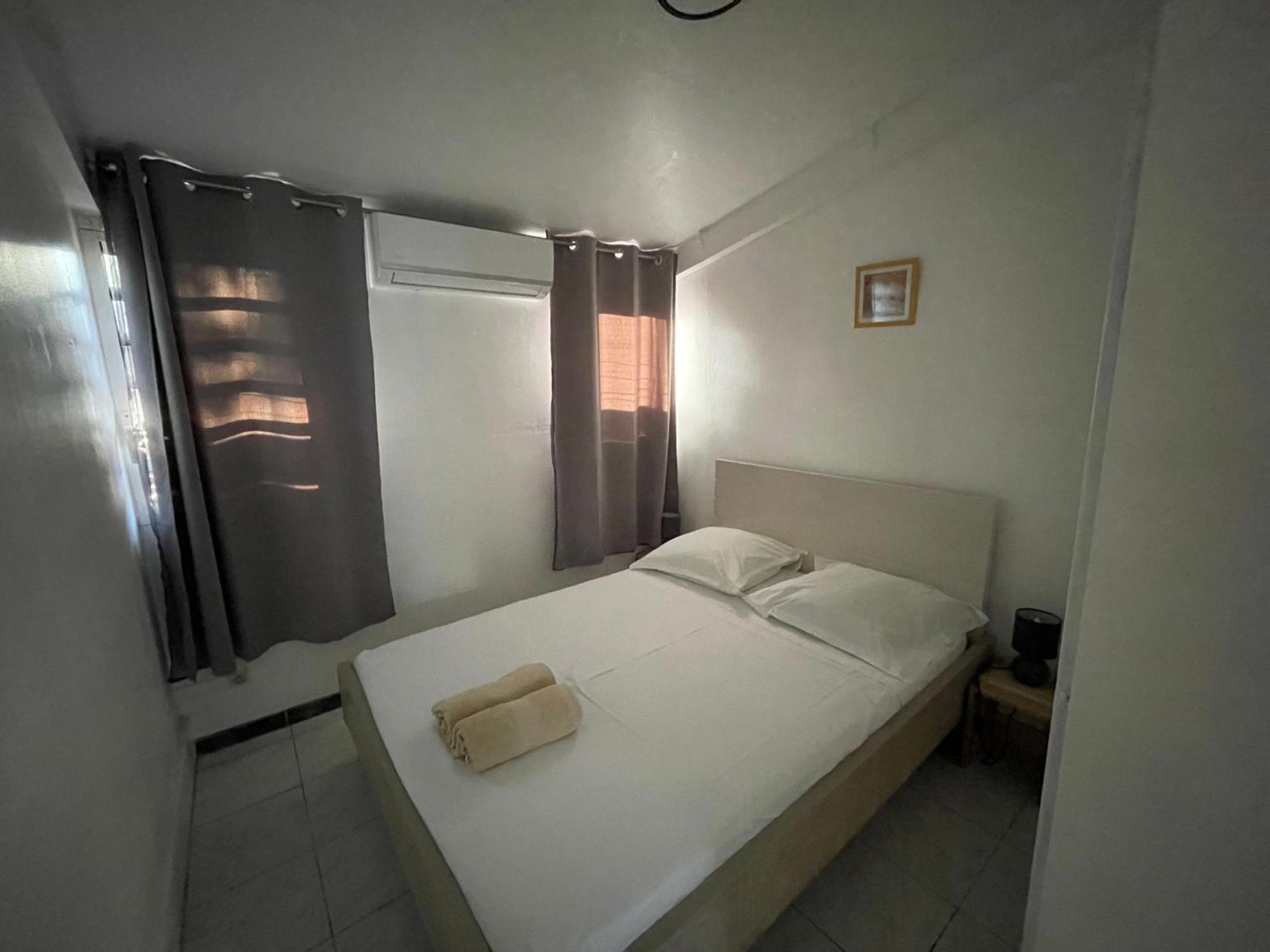 Casa Valencia, Proche De Toutes Commodites سانت بيير المظهر الخارجي الصورة