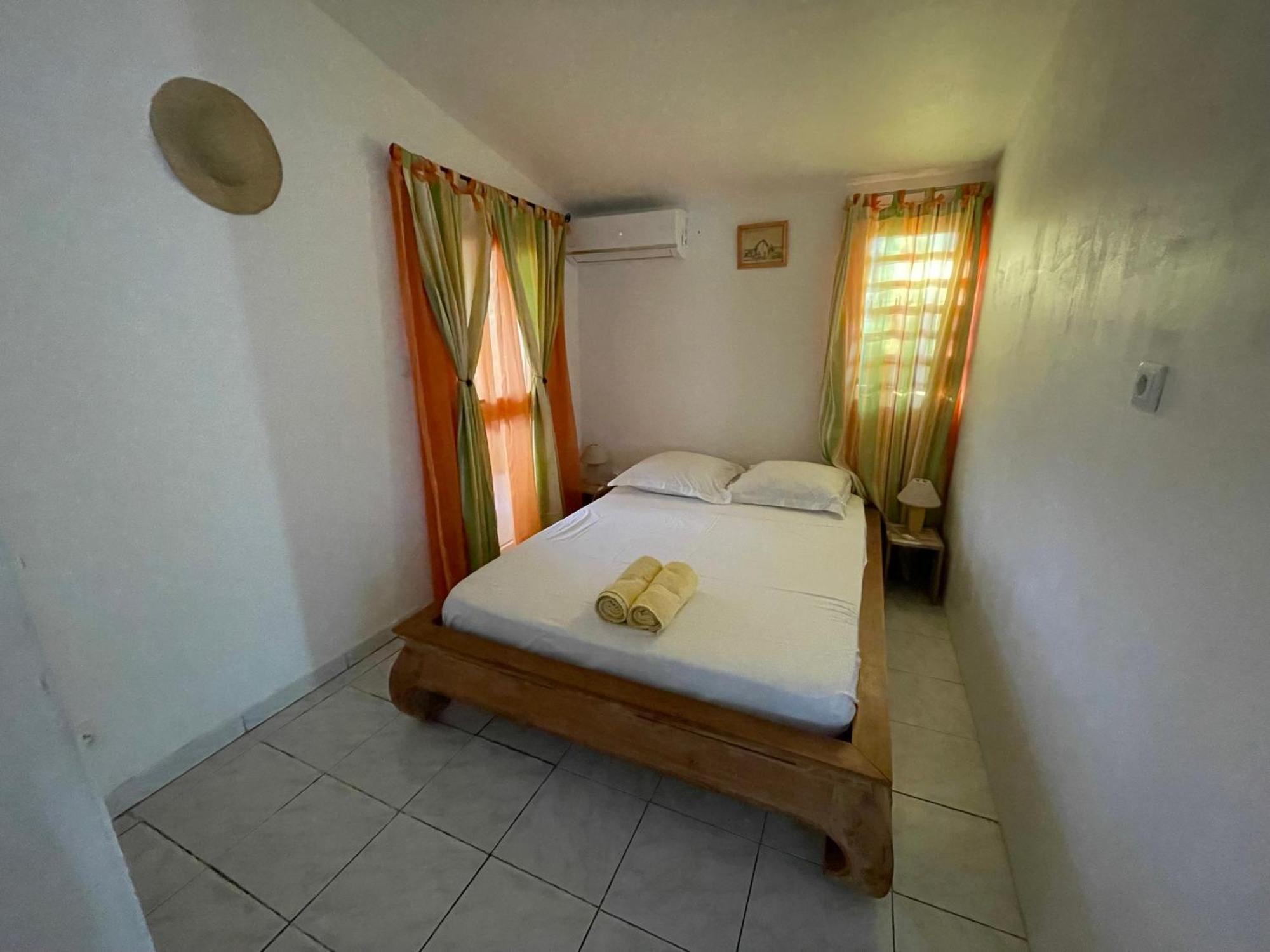 Casa Valencia, Proche De Toutes Commodites سانت بيير المظهر الخارجي الصورة